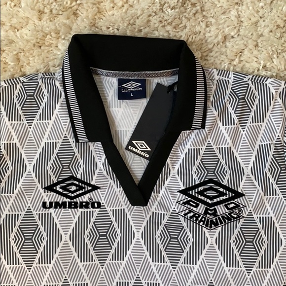 NWT Umbro Pro Training Cropped Jersey L - Picture 3 of 7